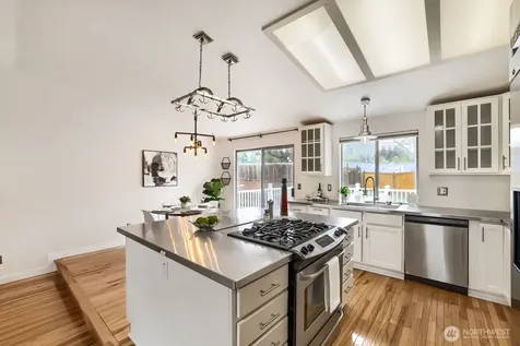 22414 18th Avenue SE Bothell WA 98021