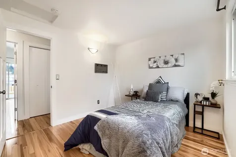 22414 18th Avenue SE Bothell WA 98021
