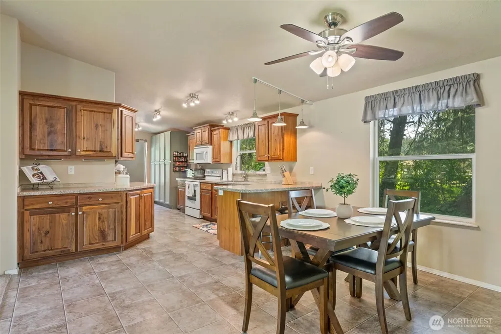 1531 Us Highway 12 Ethel WA 98542