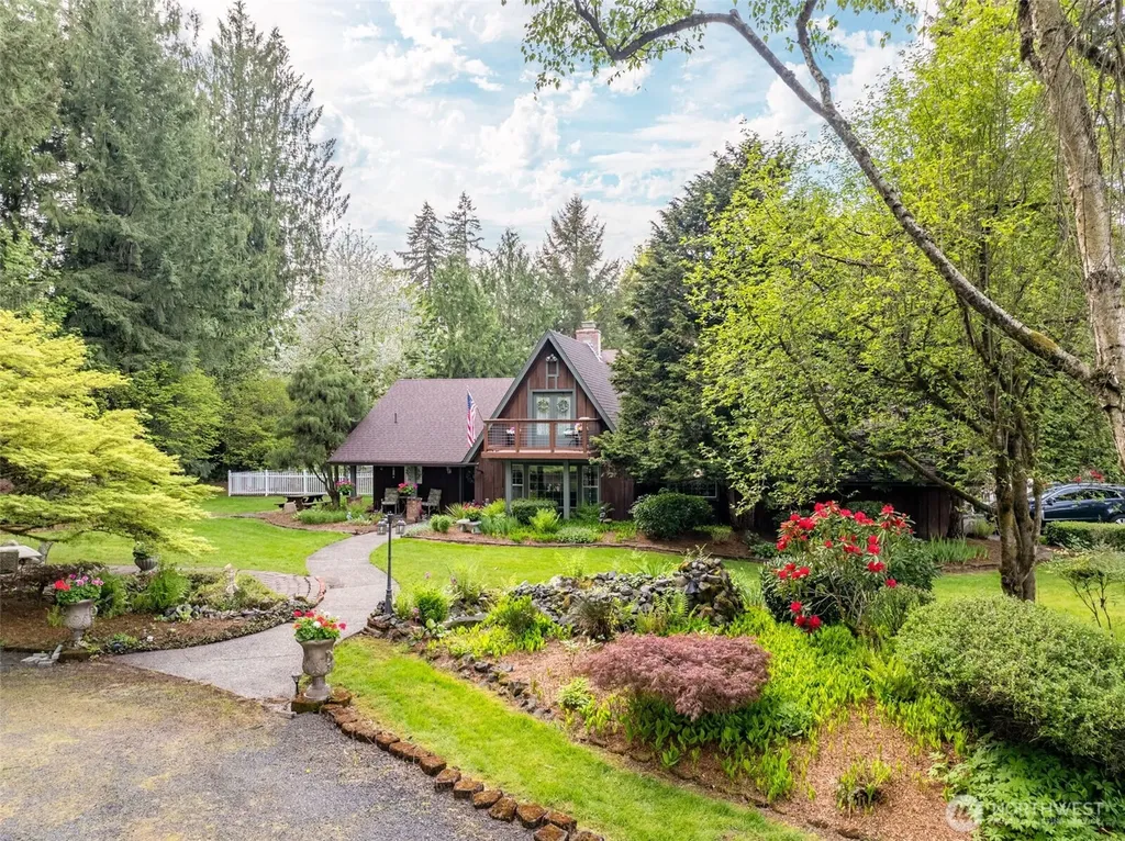 1531 Us Highway 12 Ethel WA 98542