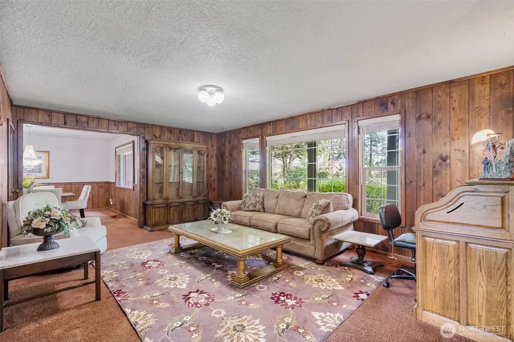 1531 Us Highway 12 Ethel WA 98542