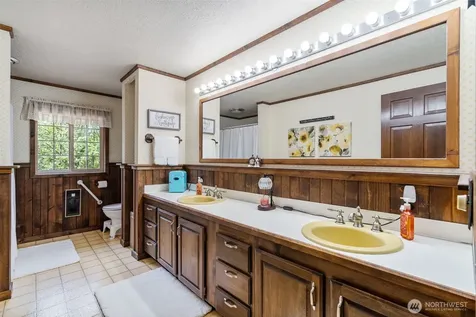 1531 Us Highway 12 Ethel WA 98542