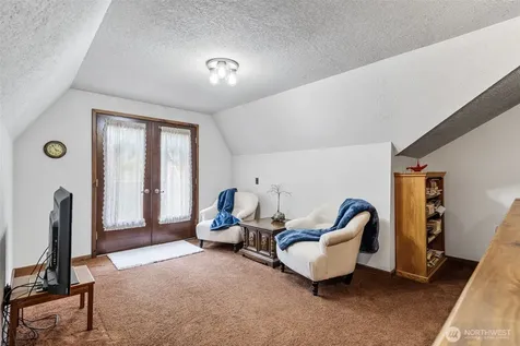 1531 Us Highway 12 Ethel WA 98542