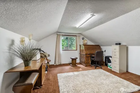 1531 Us Highway 12 Ethel WA 98542
