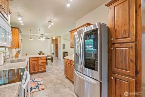 1531 Us Highway 12 Ethel WA 98542