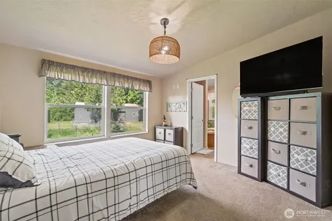 1531 Us Highway 12 Ethel WA 98542