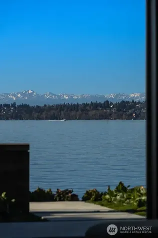 5505 Lake Washington Boulevard NE Kirkland WA 98033