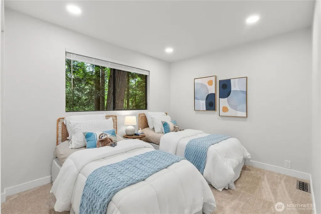 18126 NE 185th Place Woodinville WA 98077