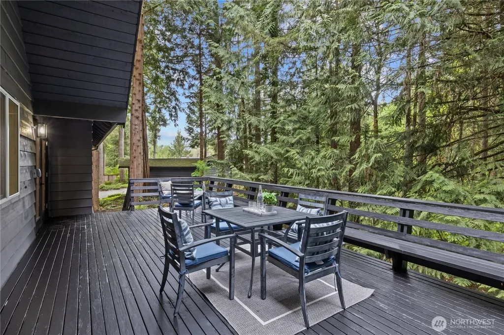 18126 NE 185th Place Woodinville WA 98077