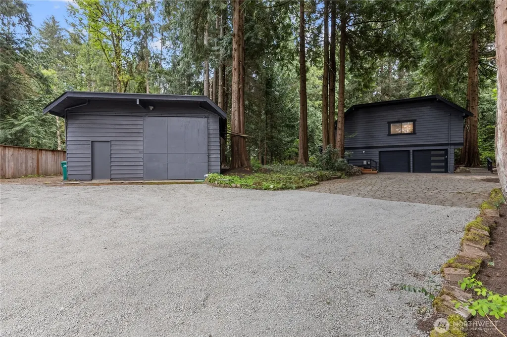 18126 NE 185th Place Woodinville WA 98077