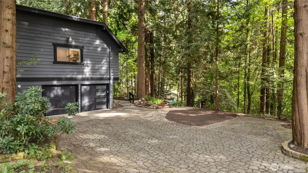 18126 NE 185th Place Woodinville WA 98077