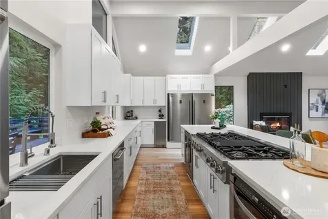 18126 NE 185th Place Woodinville WA 98077