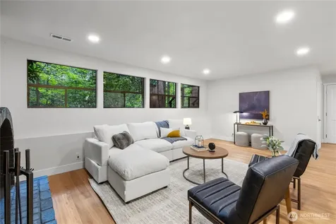 18126 NE 185th Place Woodinville WA 98077