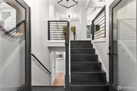 18126 NE 185th Place Woodinville WA 98077
