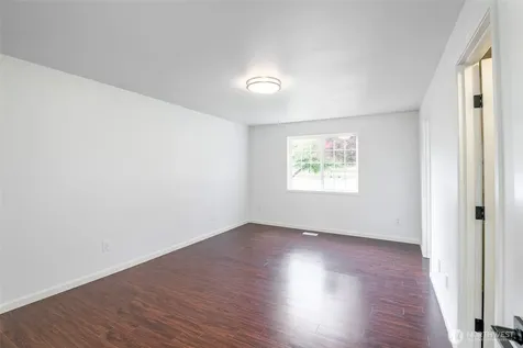 1901 12th Avenue SE Puyallup WA 98372