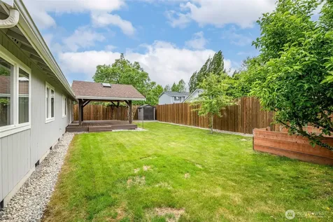 1901 12th Avenue SE Puyallup WA 98372