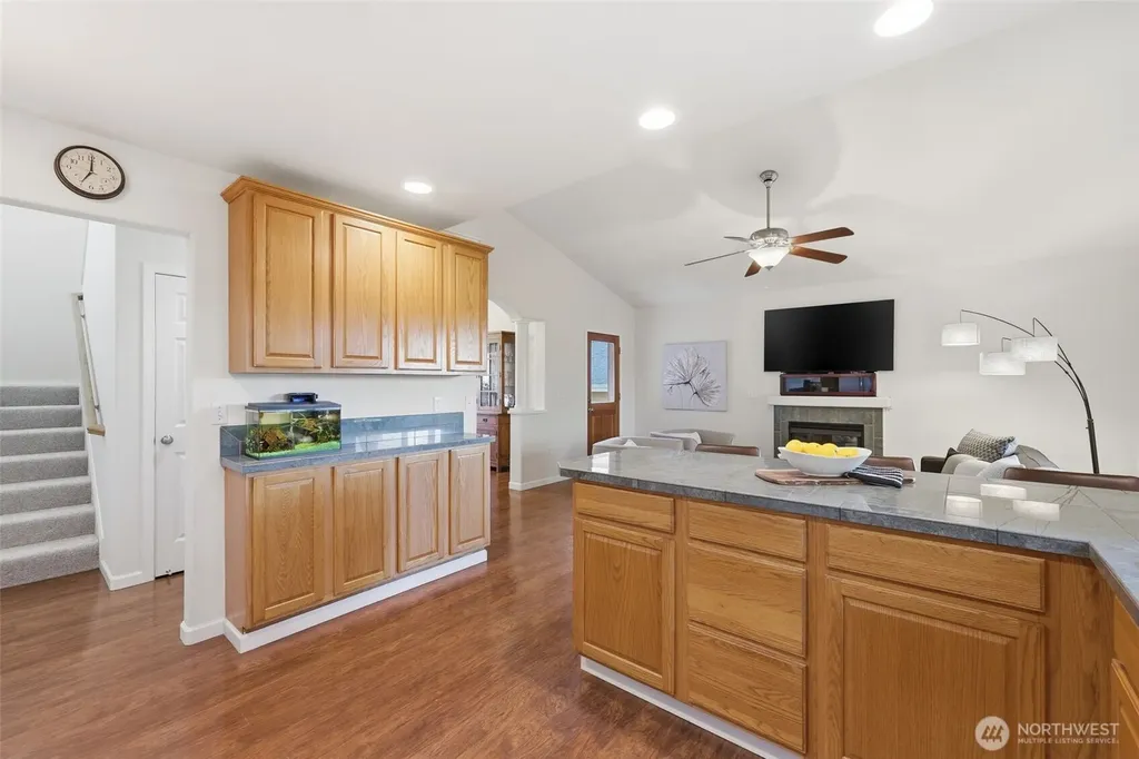 707 Gove Street Steilacoom WA 98388