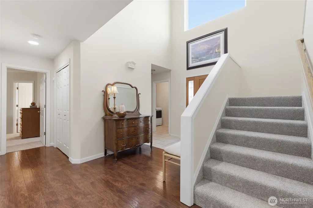 707 Gove Street Steilacoom WA 98388