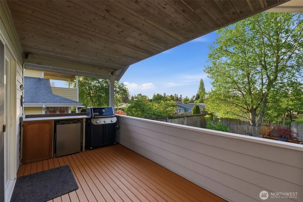 707 Gove Street Steilacoom WA 98388