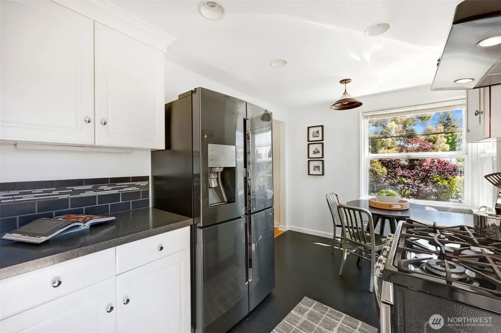3003 NW 67th Street Seattle WA 98117