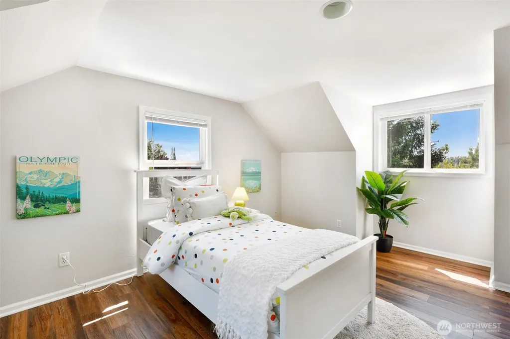3003 NW 67th Street Seattle WA 98117