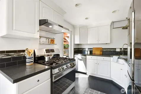 3003 NW 67th Street Seattle WA 98117