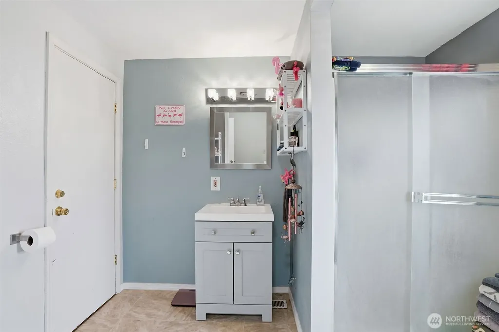 4714 NW Division Avenue Vancouver WA 98663