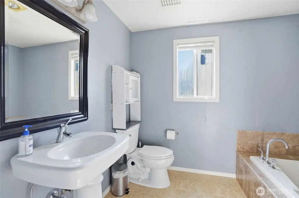 4714 NW Division Avenue Vancouver WA 98663