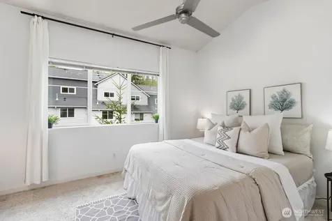 2225 NW Moraine Place Issaquah WA 98027