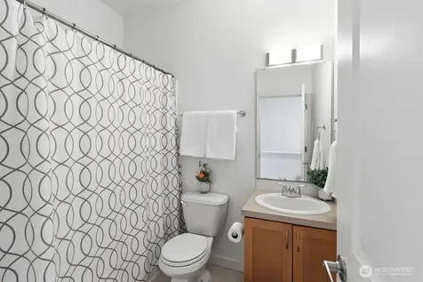 2225 NW Moraine Place Issaquah WA 98027