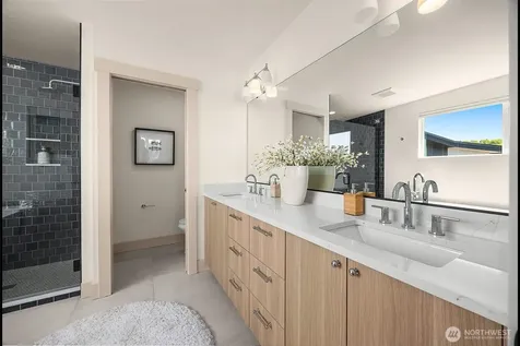 3001 S Dakota Street Seattle WA 98108