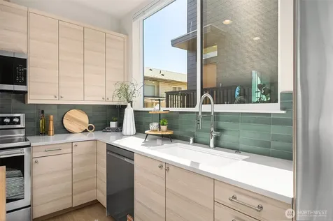 3001 S Dakota Street Seattle WA 98108