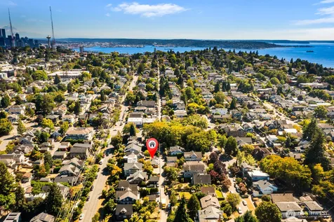 2423 3rd Avenue W Seattle WA 98119