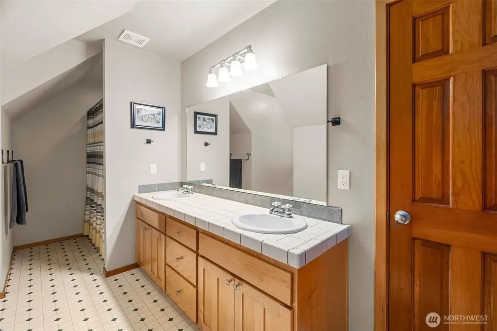 4900 Grand Fir Lane NW Olympia WA 98502