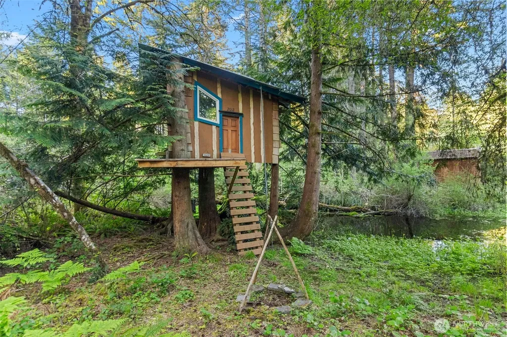 4900 Grand Fir Lane NW Olympia WA 98502