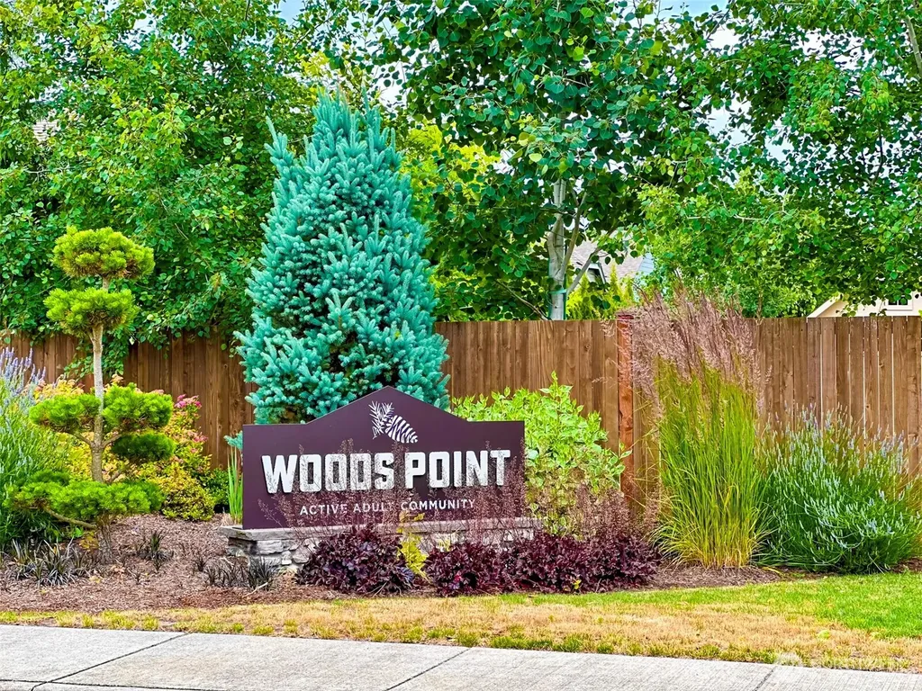 1412 Woods Point Loop Ferndale WA 98248