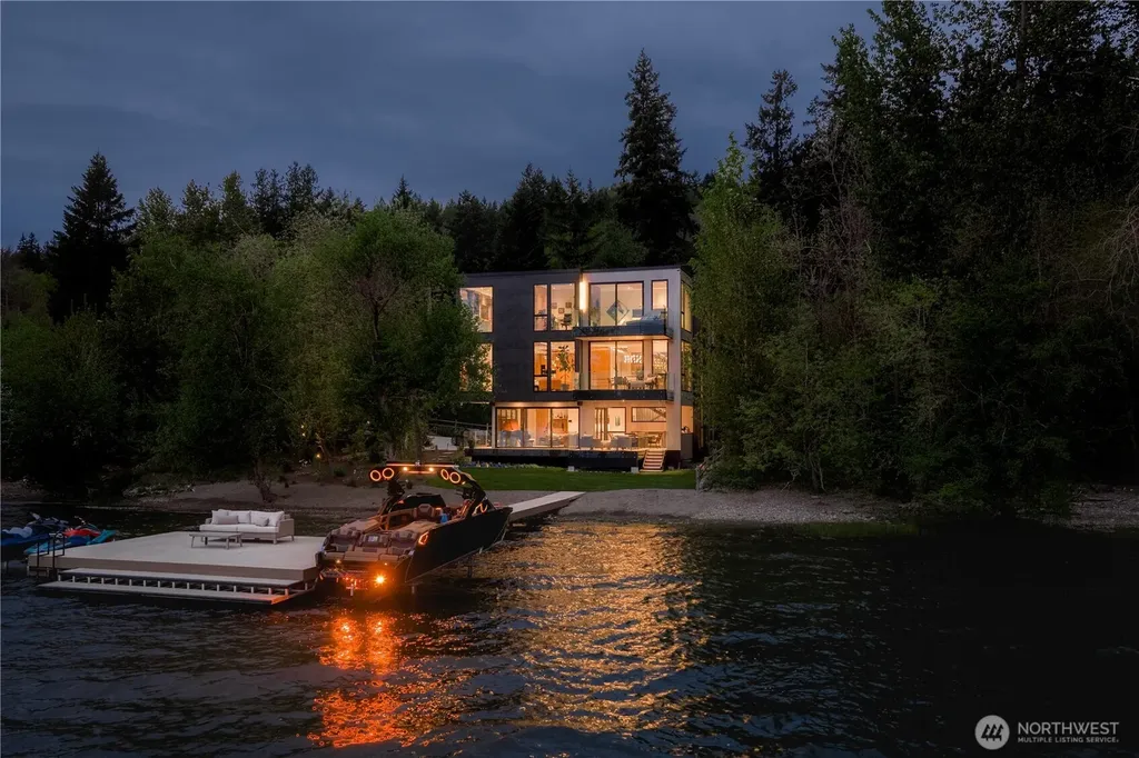 3101 E Lake Sammamish Parkway NE Sammamish WA 98074
