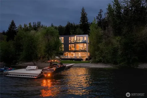 3101 E Lake Sammamish Parkway NE Sammamish WA 98074