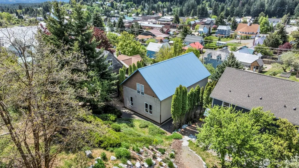 303 N B Street Roslyn WA 98941