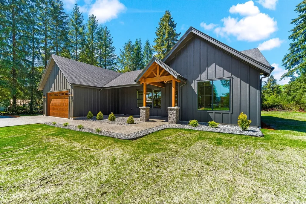 130 Gassman Road Castle Rock WA 98611