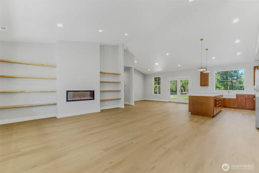 130 Gassman Road Castle Rock WA 98611
