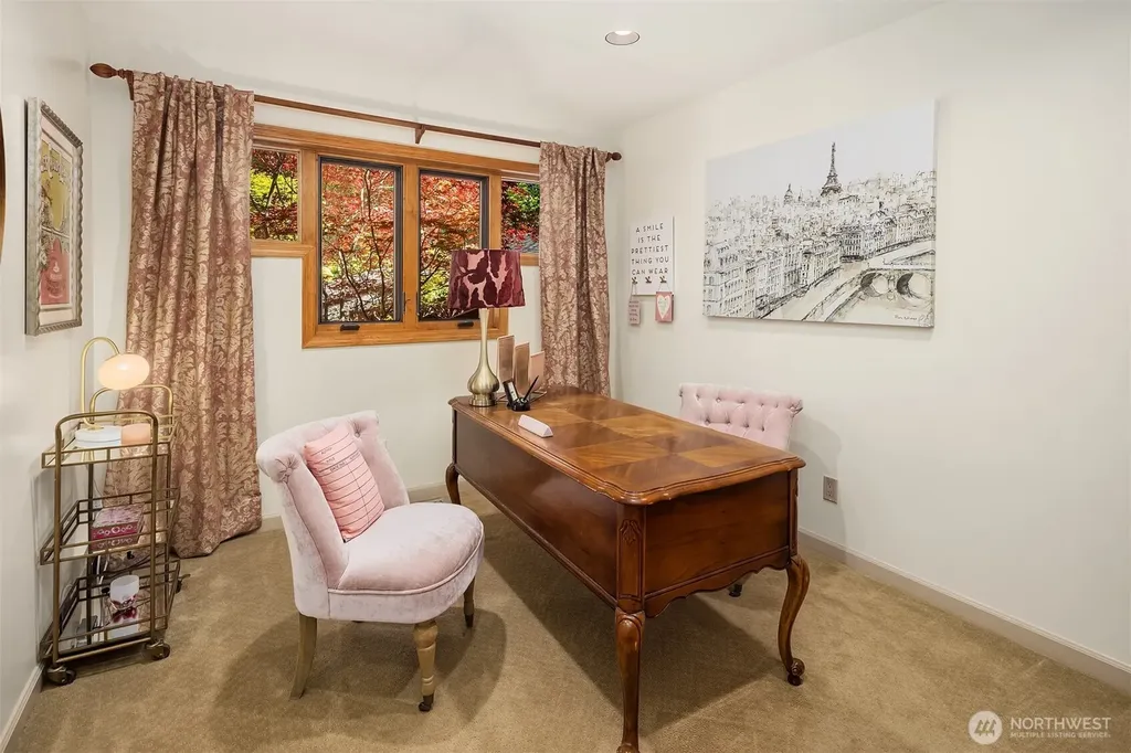 7447 W Mercer Way Mercer Island WA 98040