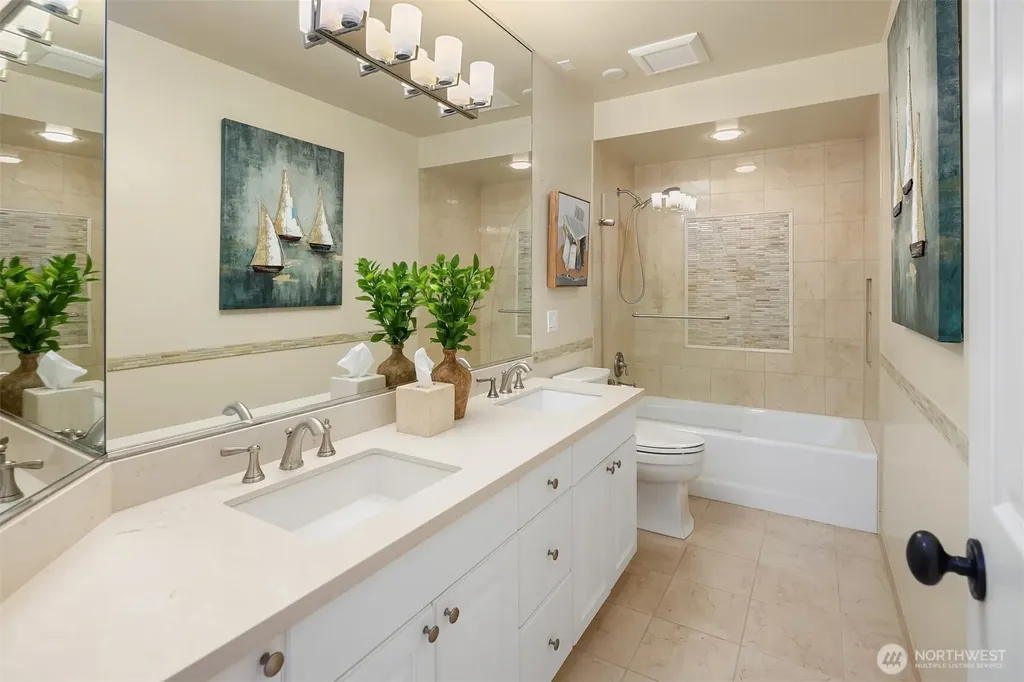 7447 W Mercer Way Mercer Island WA 98040