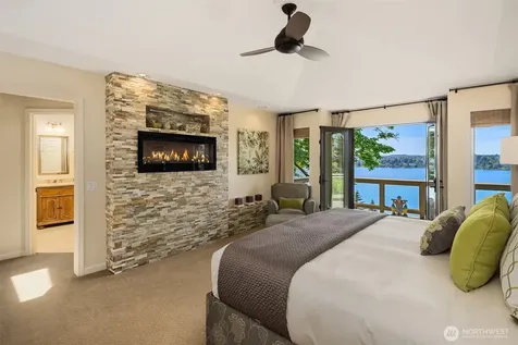 7447 W Mercer Way Mercer Island WA 98040