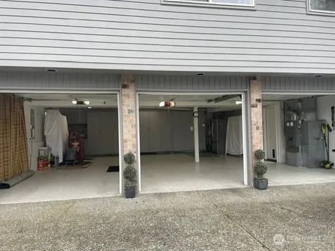 13605 SE 251 Place Kent WA 98042