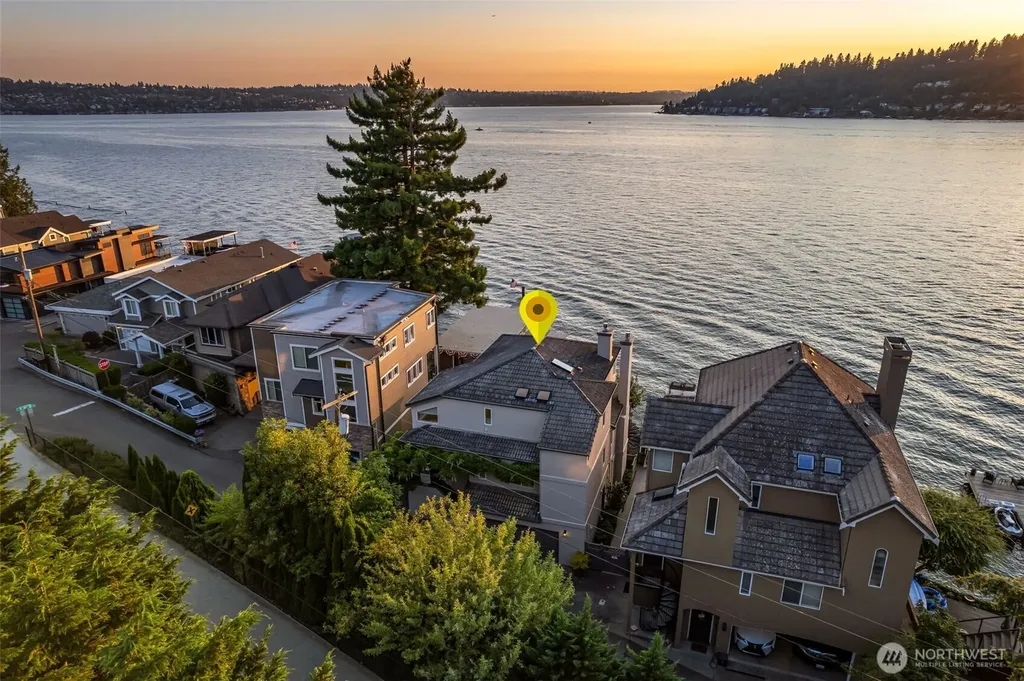 3711 Lake Washington Boulevard N Renton WA 98056