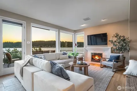 3711 Lake Washington Boulevard N Renton WA 98056
