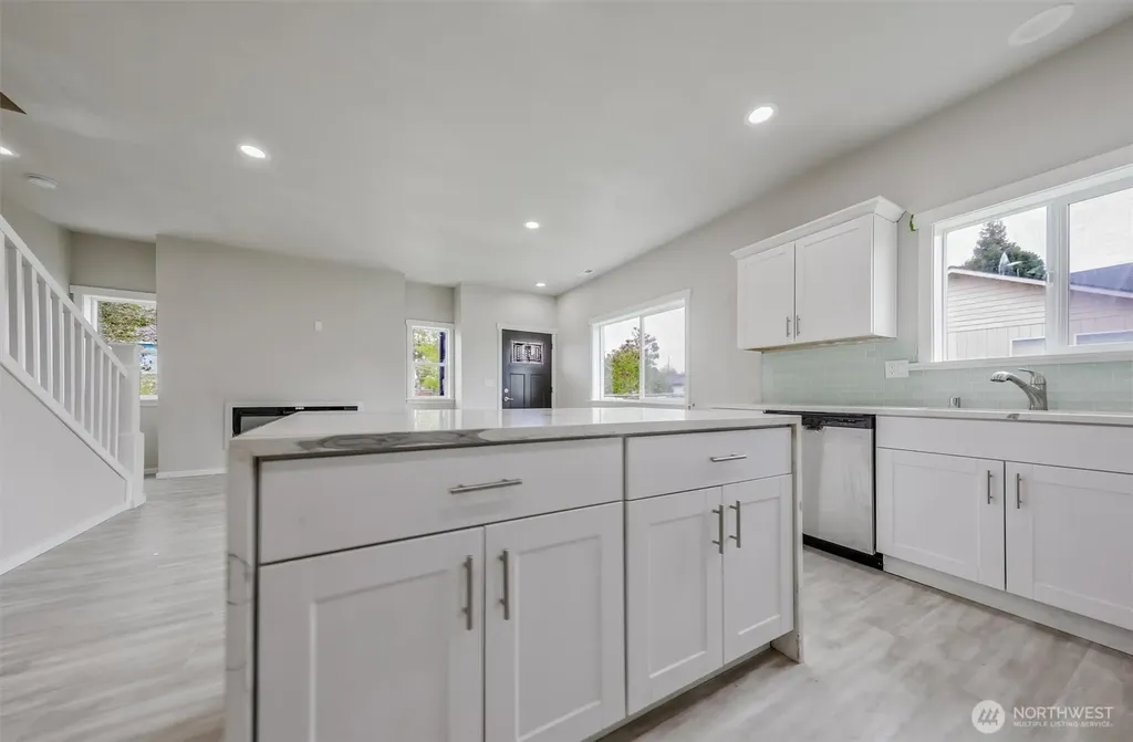 934 E 61st Tacoma WA 98408