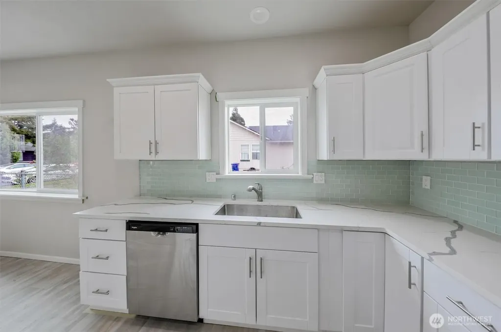 934 E 61st Tacoma WA 98408