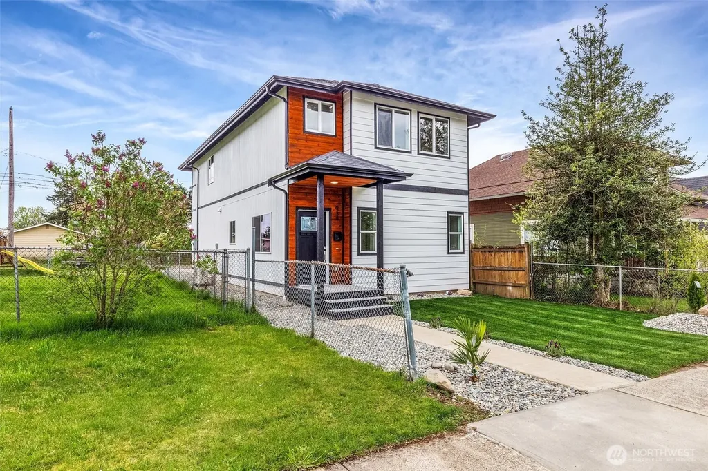 934 E 61st Tacoma WA 98408